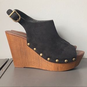 ⭐️HP⭐️ Size 7 Mossimo Peep-Toe Black Suede Wedges